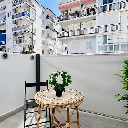 Modern - South Costa,